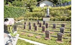 金澤寺墓苑 永代供養墓・樹木葬 故人が眠る場所がわかるよう石の墓標を使用