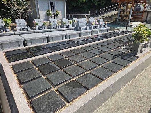 大洲第2北只霊園