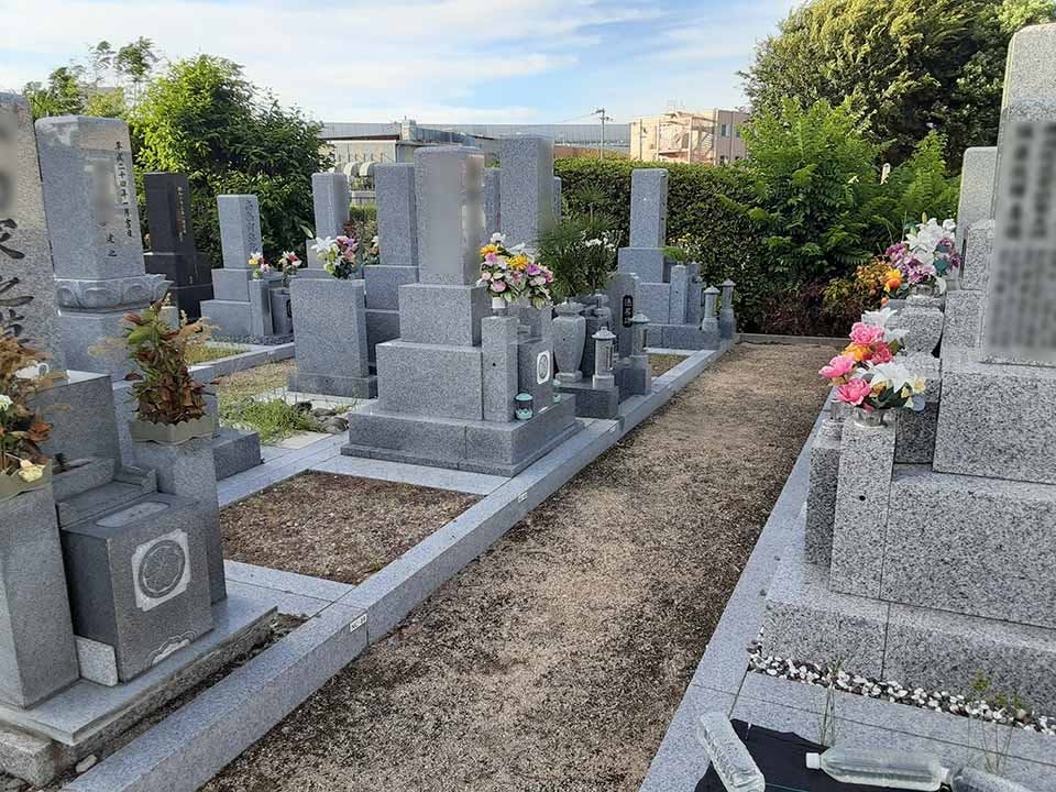 堀溝・新家墓地(大阪府寝屋川市)の概要・価格・アクセス｜大阪の霊園