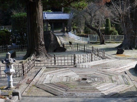 箱泉寺