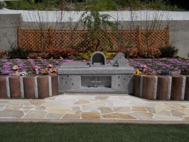 メモリアルパーク牛田新町 日通寺霊苑 第2区 永代供養 樹木葬