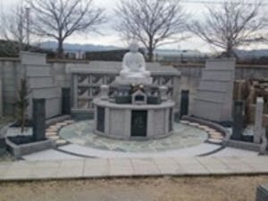 慈眼寺墓地の画像