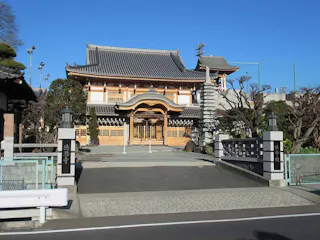 徳恩寺墓苑