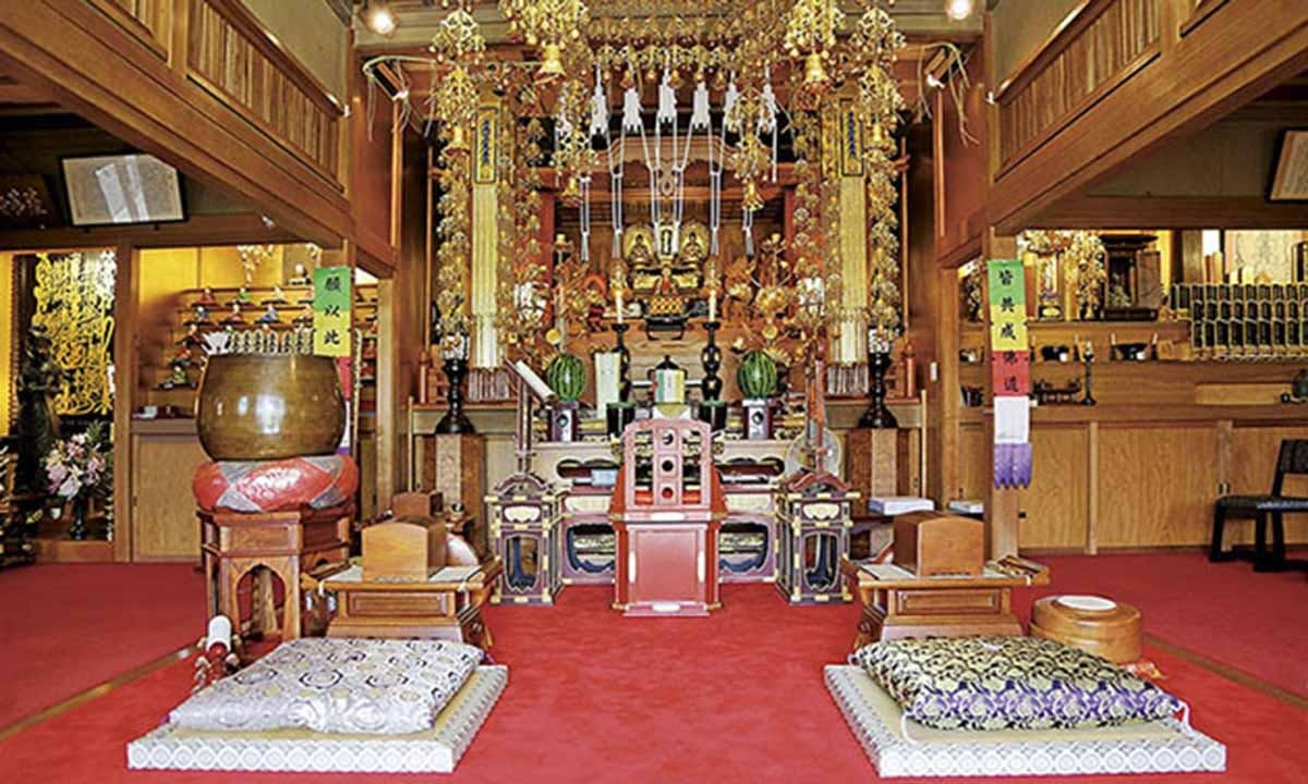 常真寺 樹木葬墓地 本堂
