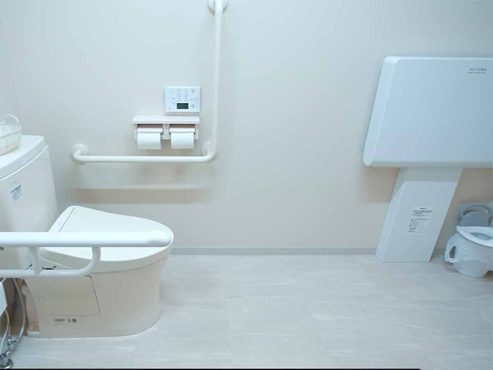 金剛宝寺 天空陵 バリアフリー対応トイレ