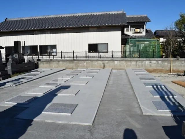 南大類共同墓地