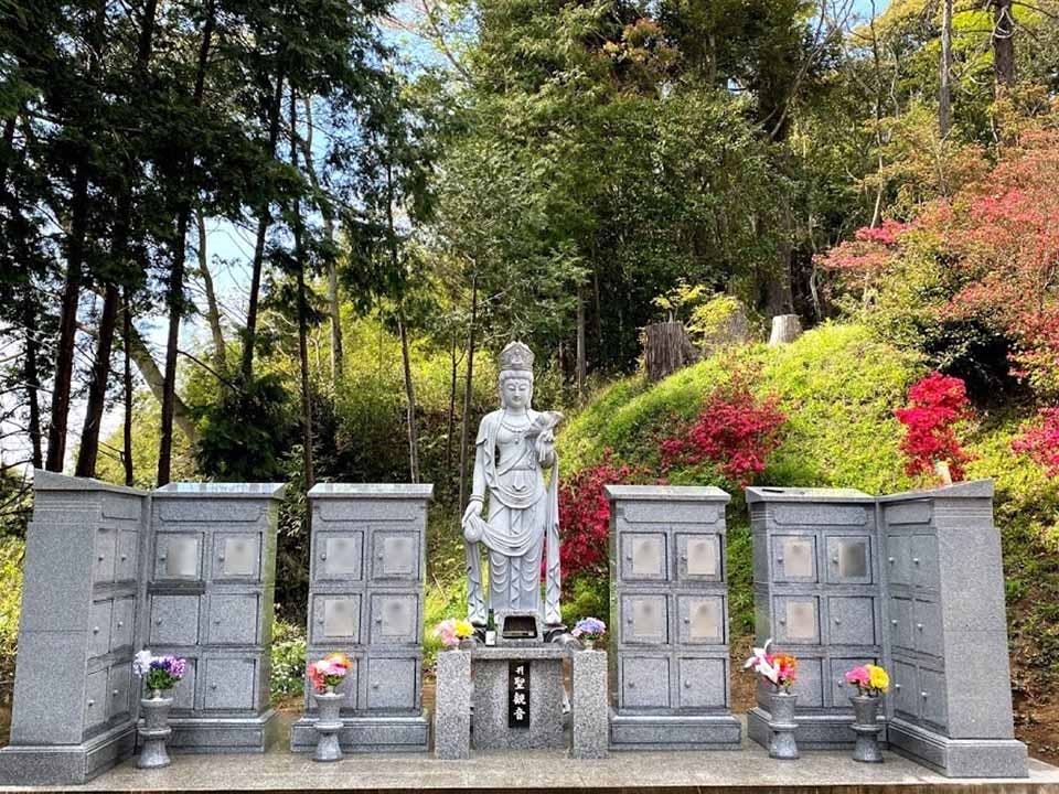 無量寿寺 のうこつぼ