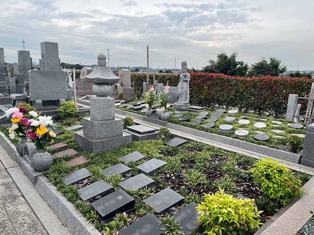 八幡樹木葬墓地