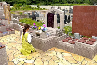 むらさき聖地霊園 永遠の光