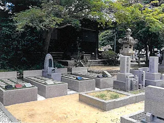 當麻寺墓苑 クリスタルガーデン・樹木葬