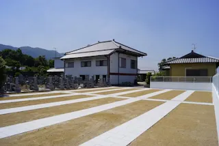 自行山 菩提寺墓地