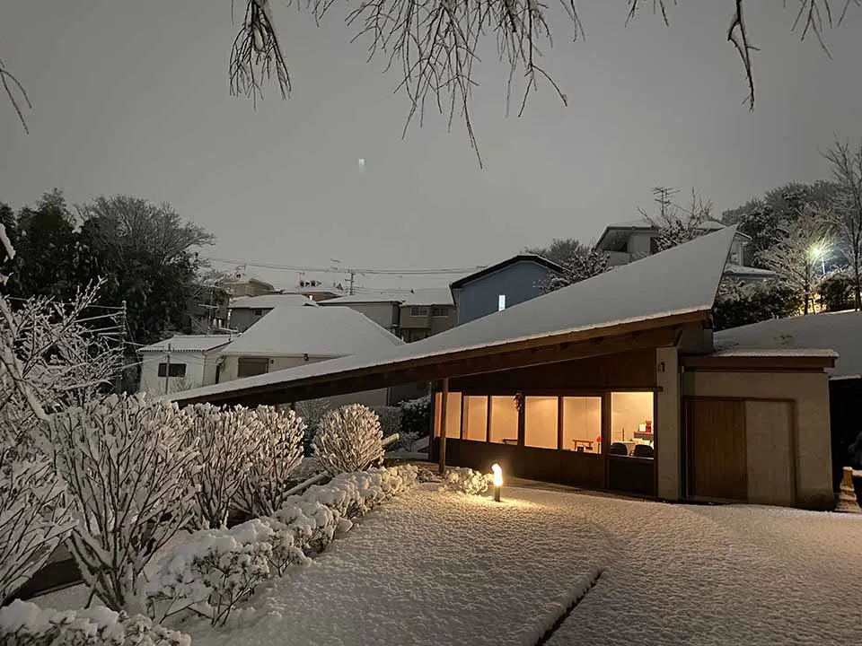 本覚寺の森 観音霊園 数年に一度の積雪も、また幻想的です。