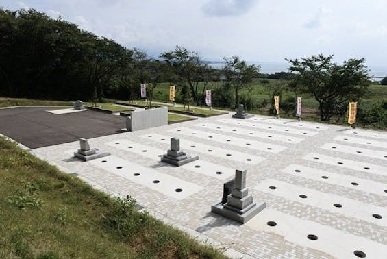 メモリアルガーデンはくい