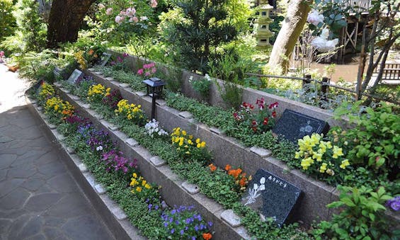 高輪墓苑 正満寺 「ふれあいの碑」