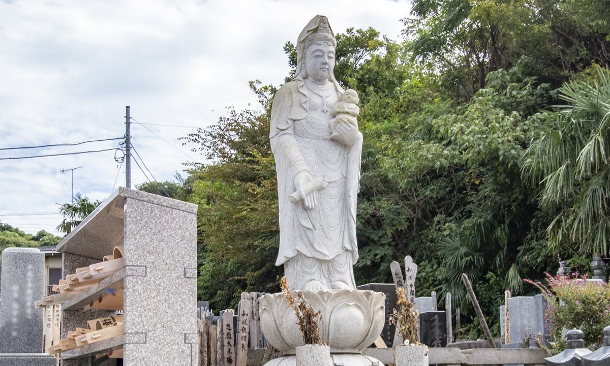 勧行寺墓苑 永代供養墓・樹木葬(神奈川県鎌倉市)の概要・価格 勧行寺墓苑 永代供養墓・樹木葬(神奈川県鎌倉市)の概要・価格