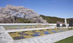 花の寺 宝積寺「宝桜の庭」樹木葬 周辺の山々を望む、開放的な場所にございます