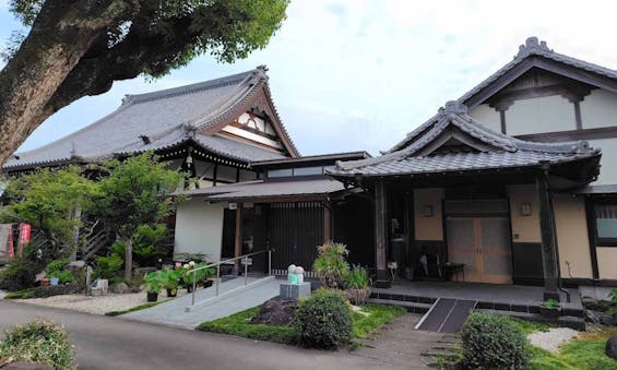 長善寺永代供養個別墓　白蓮華苑