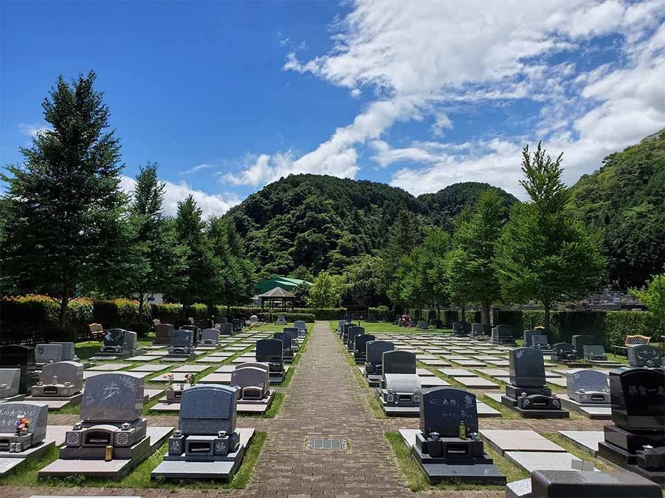 春泉寺 第2高尾霊園 ~メモリアルガーデン紫苑~