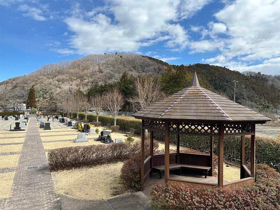 春泉寺 第2高尾霊園 ~メモリアルガーデン紫苑~