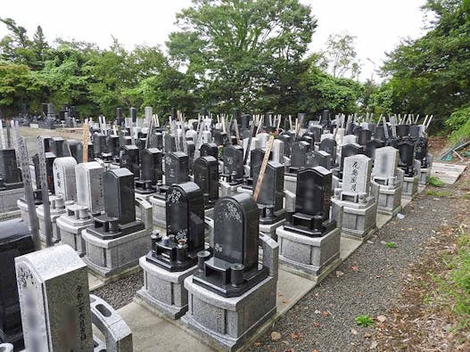 大満寺墓苑 永代供養付き墓地・樹木葬