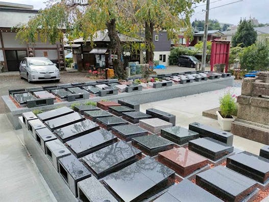 大満寺墓苑 永代供養付き墓地・樹木葬