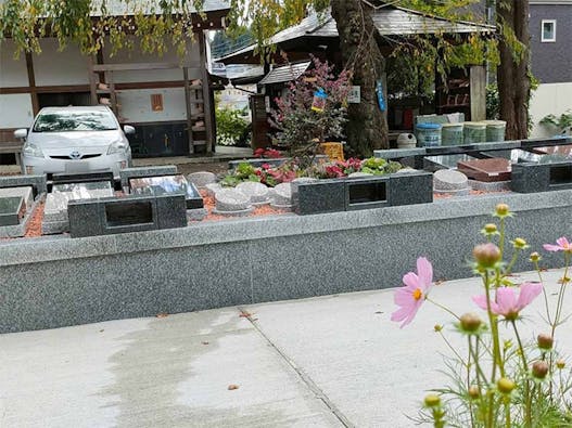 大満寺墓苑 永代供養付き墓地・樹木葬