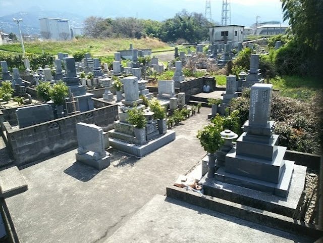 四国中央市営 宮ノ上墓園
