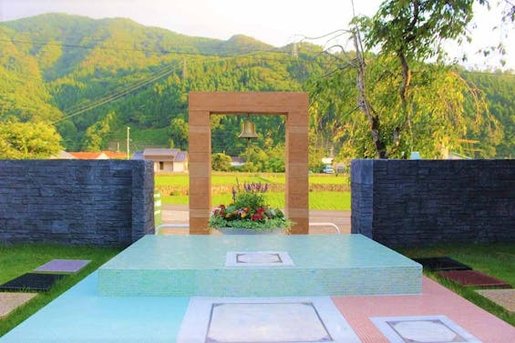 光澤寺 境内樹木葬&本堂納骨堂