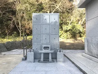 圓應寺 のうこつぼ