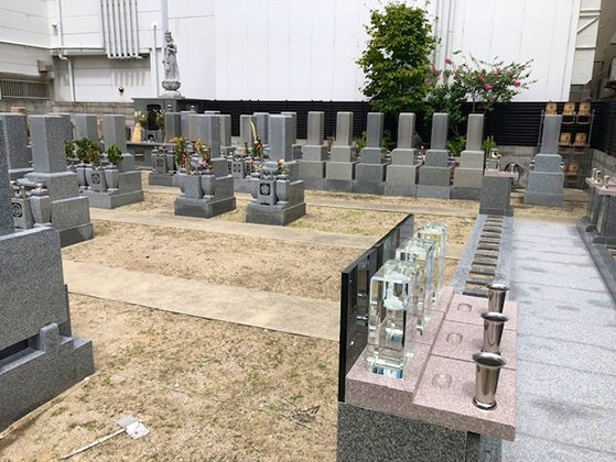 梅松山墓苑 樹木葬・クリスタルガーデン