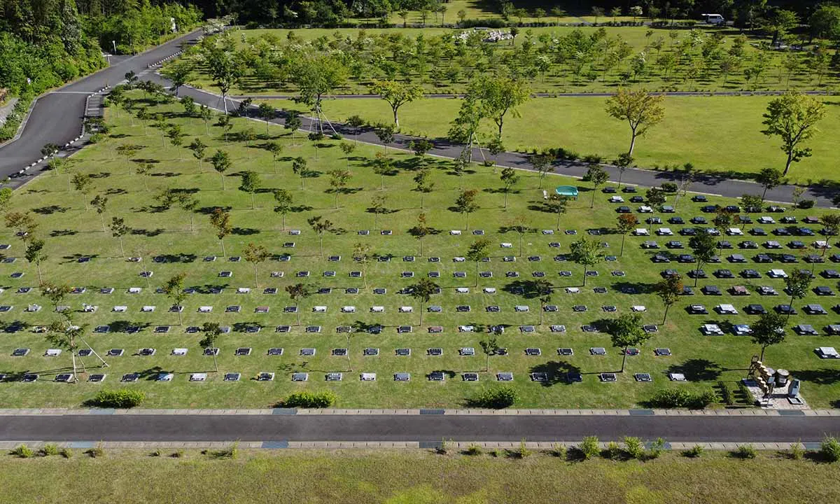 (公財)相模メモリアルパーク湘南森林霊園 園内風景
