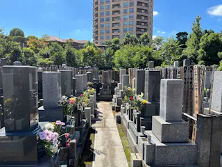 長伝寺墓苑