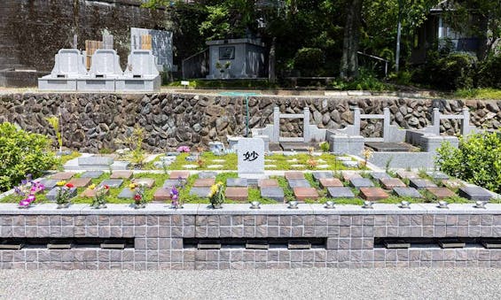 プレミアム愛川の里樹木葬墓地