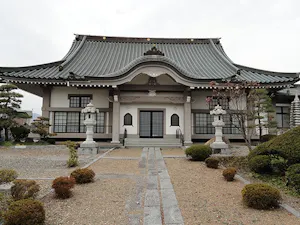 髙傳寺(紫波郡矢巾町)の霊園