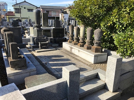 了善寺墓苑