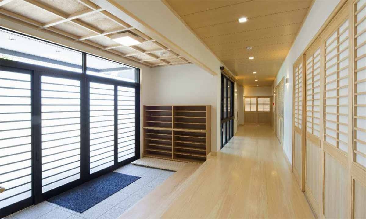 正福寺納骨堂「寿光堂」 門信徒会館玄関