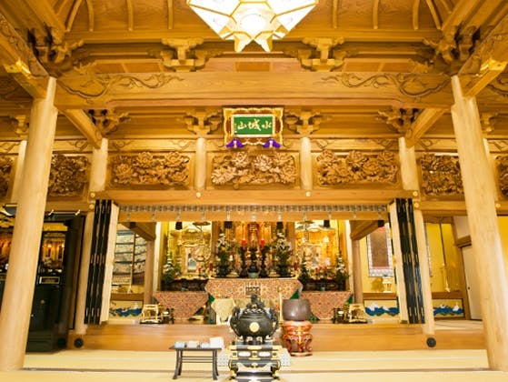 正福寺納骨堂「寿光堂」 本堂内部