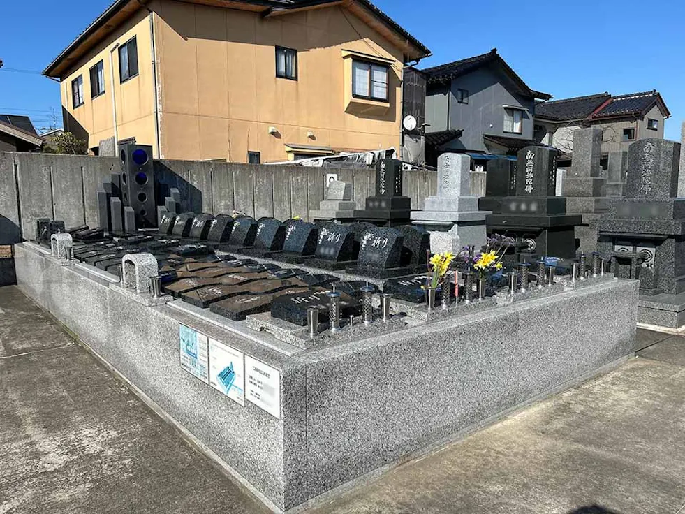 宗教法人 迎西寺 牧野金屋墓苑(高岡市)の霊園