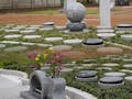 東光寺霊園 個別の墓石に家名などを彫刻できます