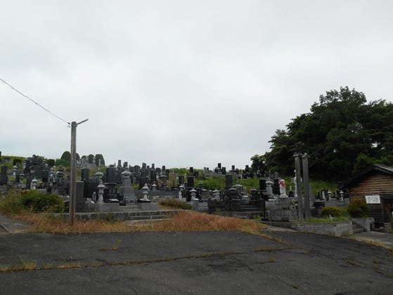深谷共葬墓地