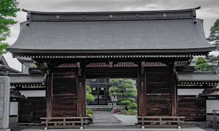 隆勝寺