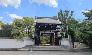 本覚寺墓苑