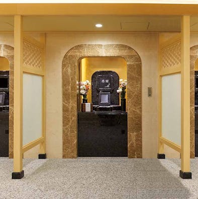 白山御廟(納骨堂)