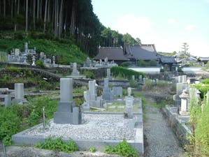 向本寺墓地の画像