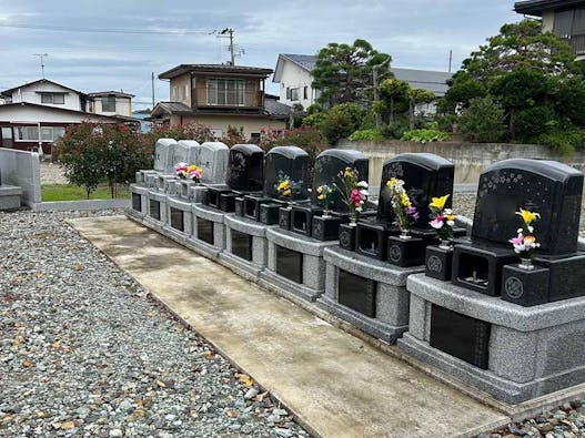 浄国寺墓苑 永代供養付き墓地・樹木葬