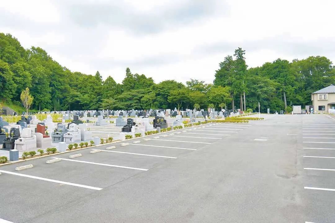 メモリアルパーク厚木ふるさとの丘 駐車場