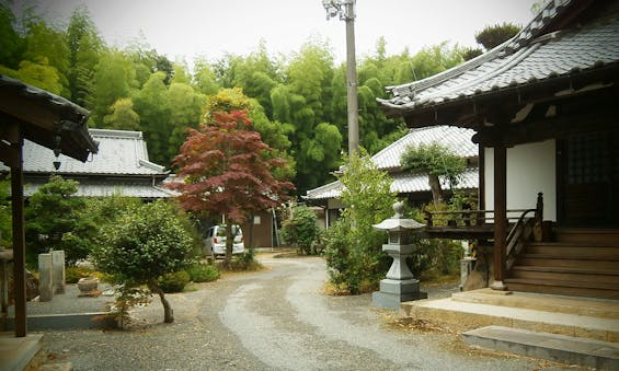 妙見寺墓地