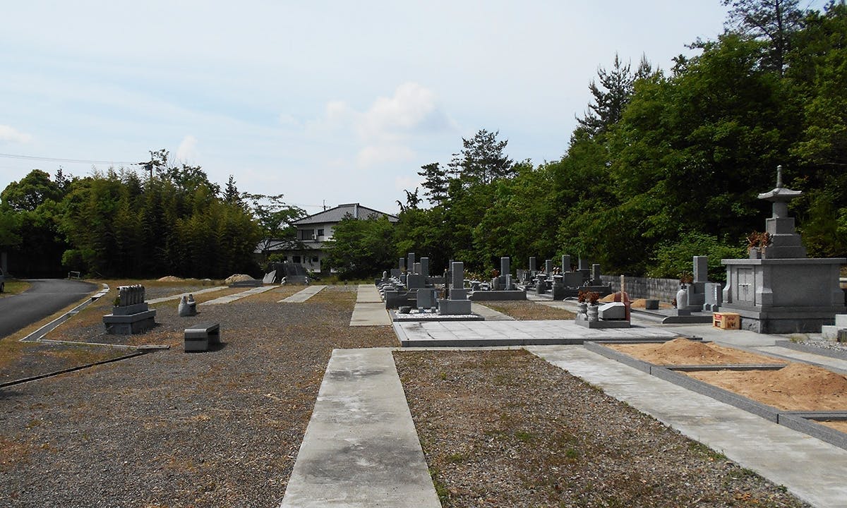 妙見寺墓地