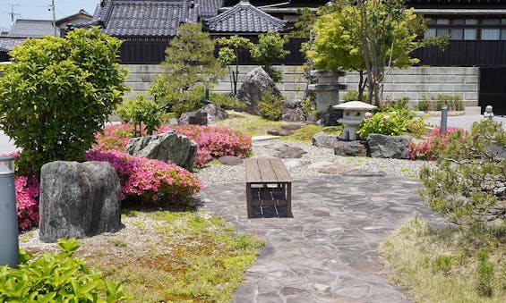 花といのさと 興善寺霊苑