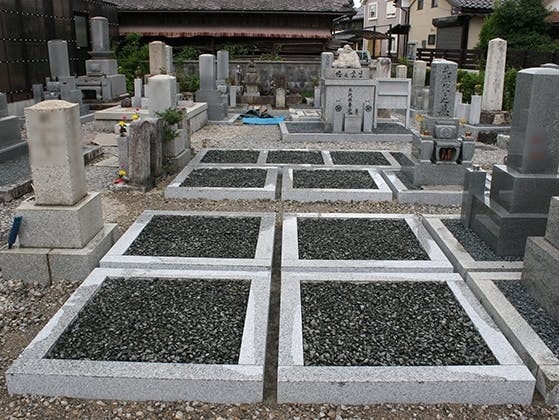 済福寺墓所